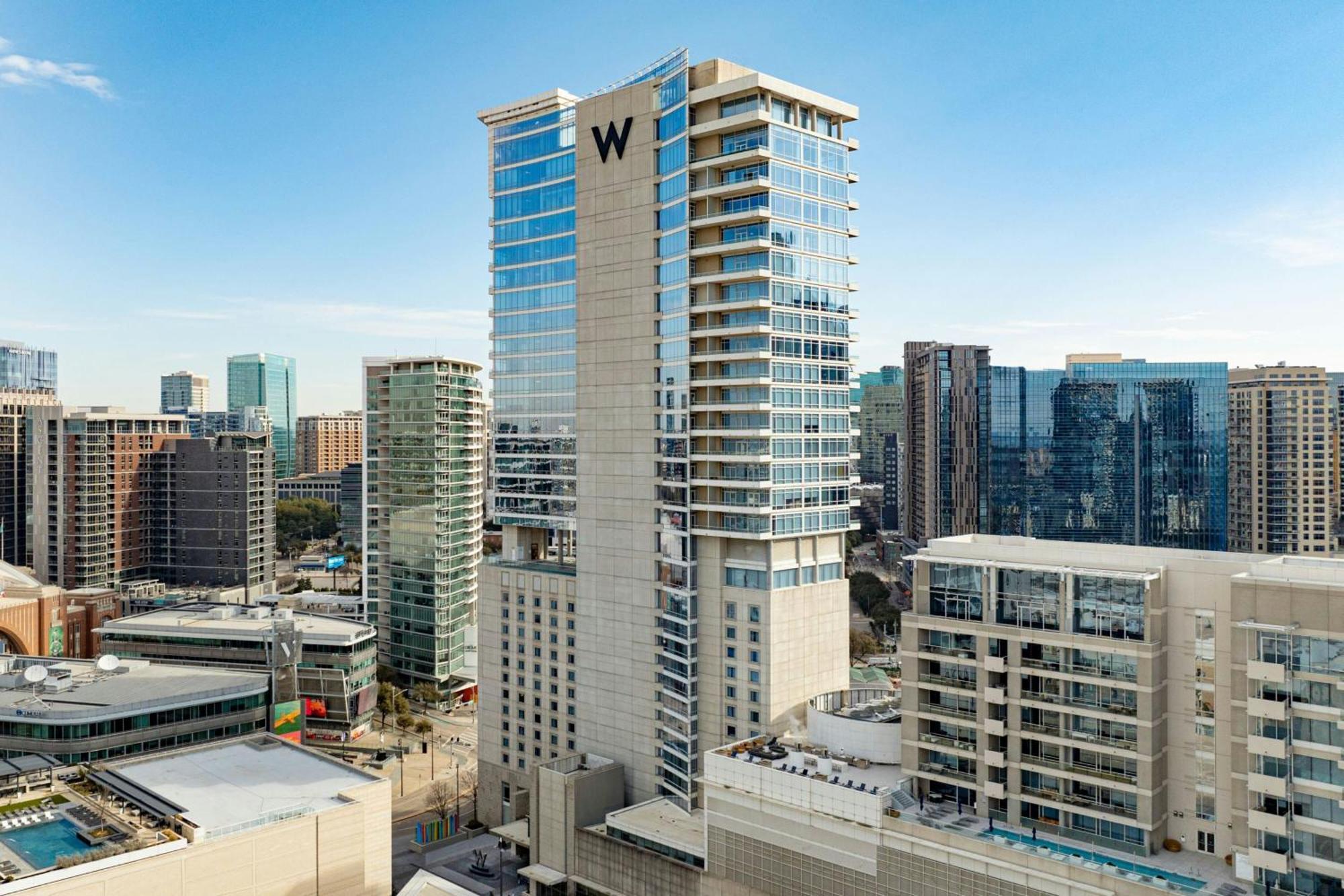 W Dallas Exterior photo